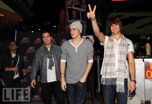  Logan, Kendall, and James