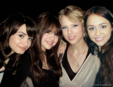  Lovato,Gomez,Swift and Cyrus Together