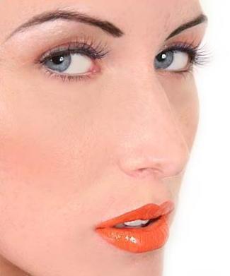  оранжевый Lips