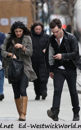  Ed & Jessica Szohr Out To Lunch