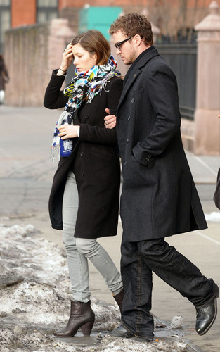  Justin Timberlake and Jessica Biel out for lunch (February 19)