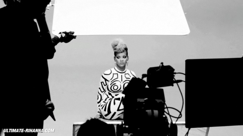  On Set of Rude Boy musique Video [HQ]