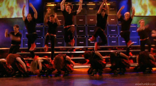  Screencaps from the new Glee promo