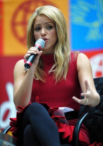 Shakira at The Early Childhood Initiative: An Investment for Life" - February 22