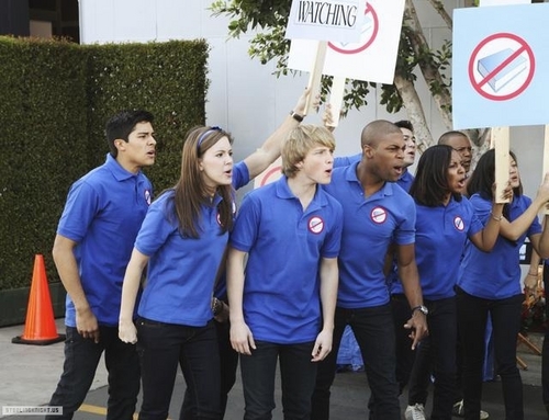  Sonny With a Chance - 2x01 Walk A Mile In My Pants Stills (Sterling Knight)