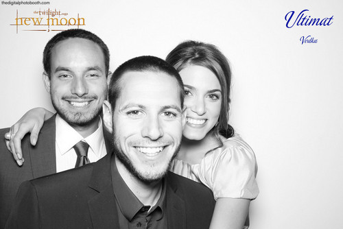  The-Digital-Photobooth-at-the-New-Moon-premiere