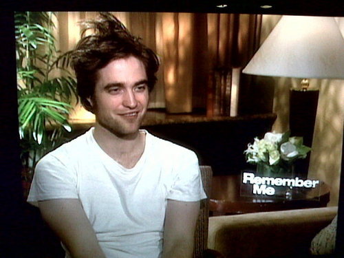  Another new picture of Rob at the 'Remember Me' Press Junket