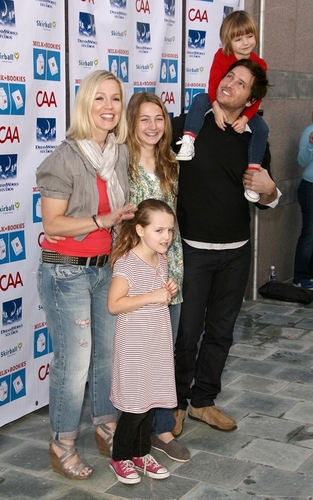 Peter Facinelli & Family At The milch & Bookies First Annual Story Time Celebration!