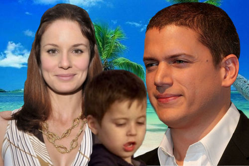  Prison Break - Michael and Sara with their little son MJ