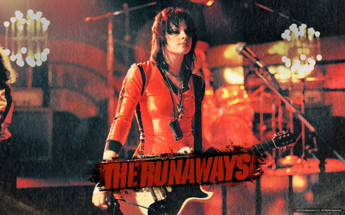  2010: The Runaways Official kertas-kertas dinding