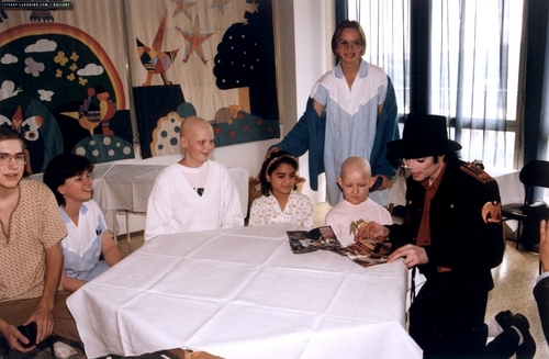  MJ and children