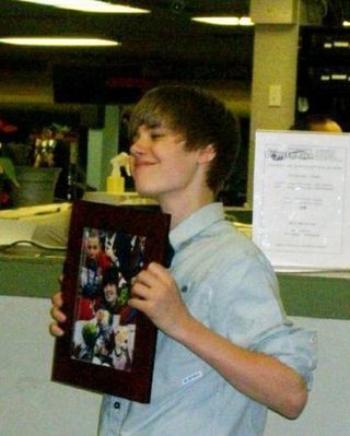  Other تصاویر > Personal تصاویر > Justin's 16th Birthday Bash (2010)