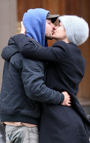  Shia LaBeouf and Carey Mulligan out in NYC (March 2)