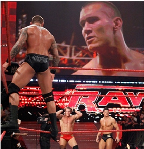 美国职业摔跤 Raw 1st of March