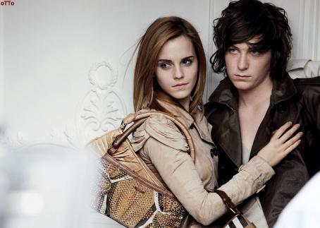  *new* burberry Campaign