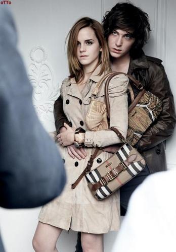  *new* burberry, बरबरी Campaign