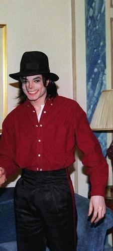  Darling Michael