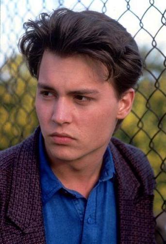  Johnny Depp (1987)