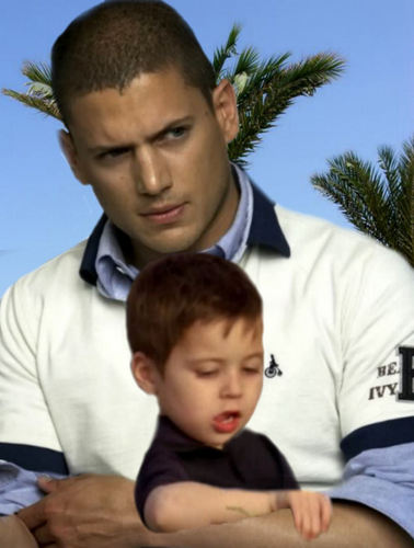  Michael Scofield and MJ on the plage