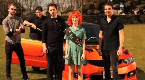  Paramore and the car
