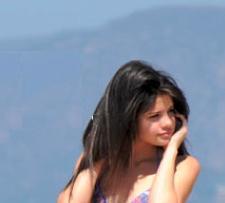  Selena Gomez,hottie no.1!