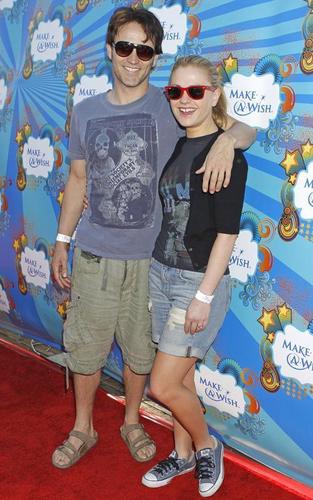  Anna Paquin and Stephen Moyer at the Make-A-Wish Foundation Fun 日 (March 14)