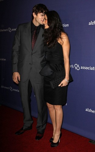  Demi Moore and Ashton Kutcher at the 18th Annual 'A Night at Sardi's' (March 18)