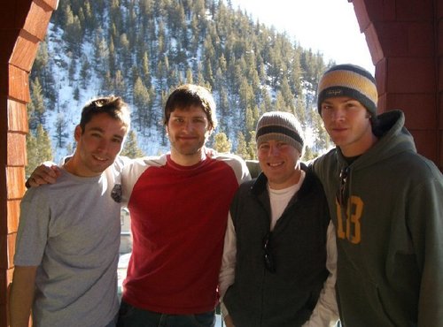  Jared دوستوں and family in colorado