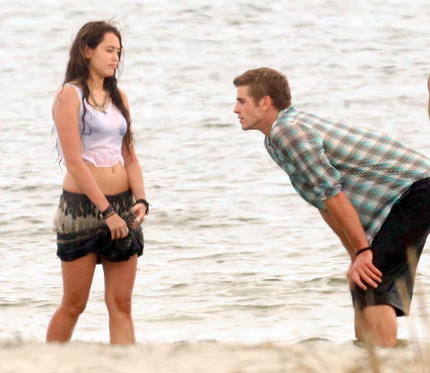Miley and Liam Behind the scene "The Last Song"