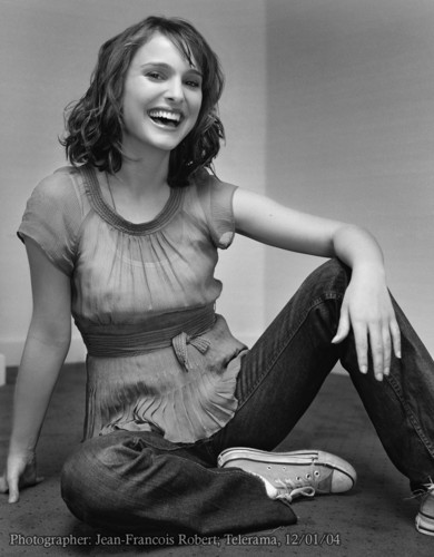  Natalie Portman ES Magazine (January 21, 2005)