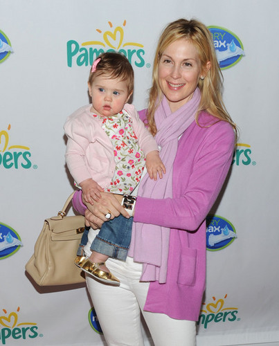  Pampers Dry Max Launch Party