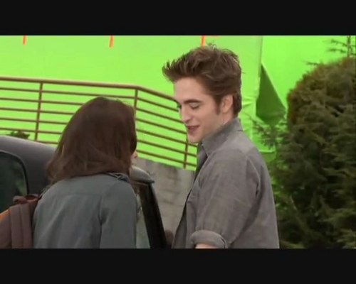 Parking Lot Behind The Scenes | Screencaps 