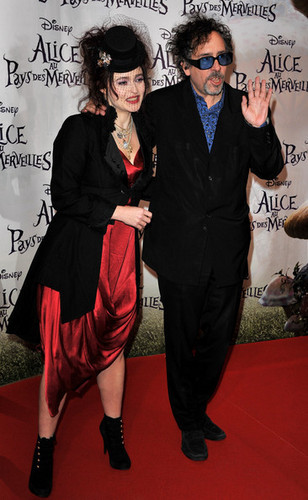  Tim burton & Helena Bonham Carter @ the French Premiere of 'Alice In Wonderland'
