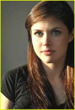  annabeth from the movie rocks even more!!!