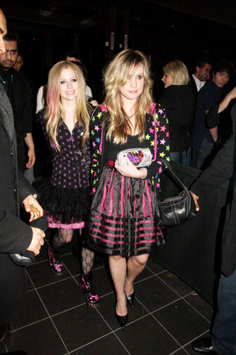  avril and friend <