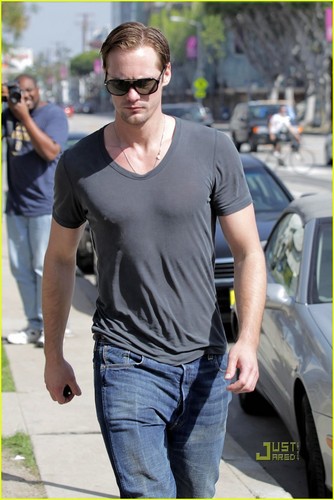  Alexander Skarsgard lunches at limonada in West Hollywood March 19