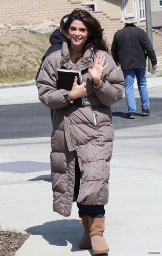  Ashley on the Set of “The Apparition” [03.25.10]
