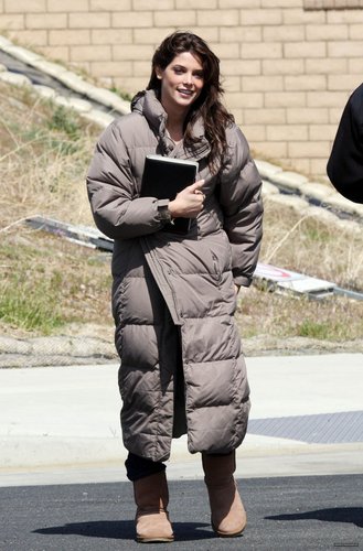  Ashley on the Set of “The Apparition” [03.25.10]