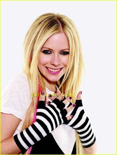  Avril Images!!