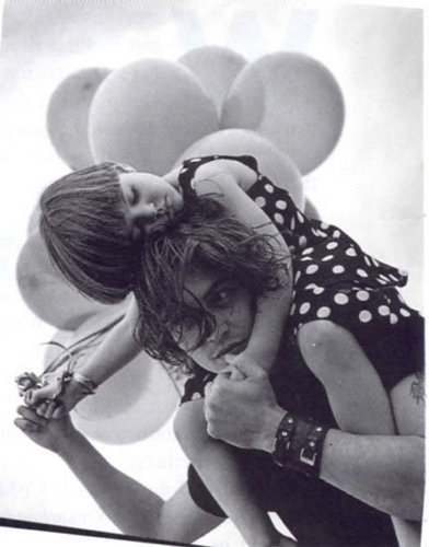  Bruce Weber foto session mostrando Johnny with his niece Megan, 1992