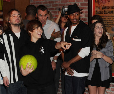  March 23rd - 92.3 NOW's ''Bowling With Bieber'' Record Release Party