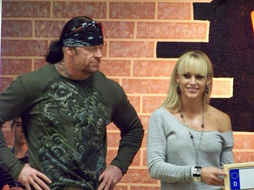  The Undertaker and Michelle McCool