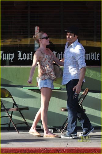  Kate Bosworth: Фред 62 Famished