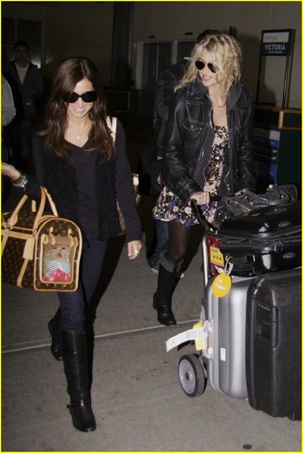 Ashley Arrives in Vancouver