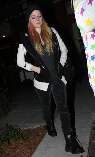  Avril Ramona Lavigne :)