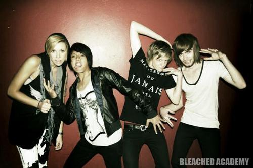  Bleached Academy <3