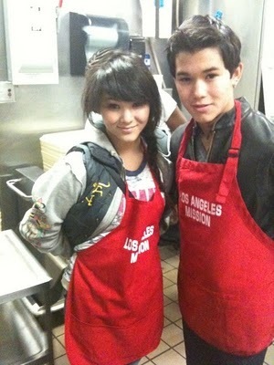  Booboo Stewart & Fivel at the LA Mission Easter for Homeless