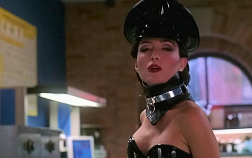  Kate in PVC, "Naughty Timmy", Screen 帽 Widescreen