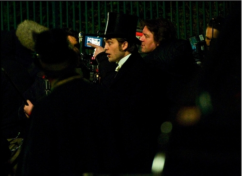 New Pic's Of Robert On The Set Of Bel Ami