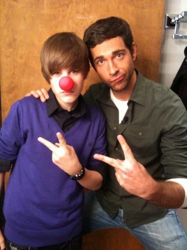  Zachary Levi & Justin Bieber
